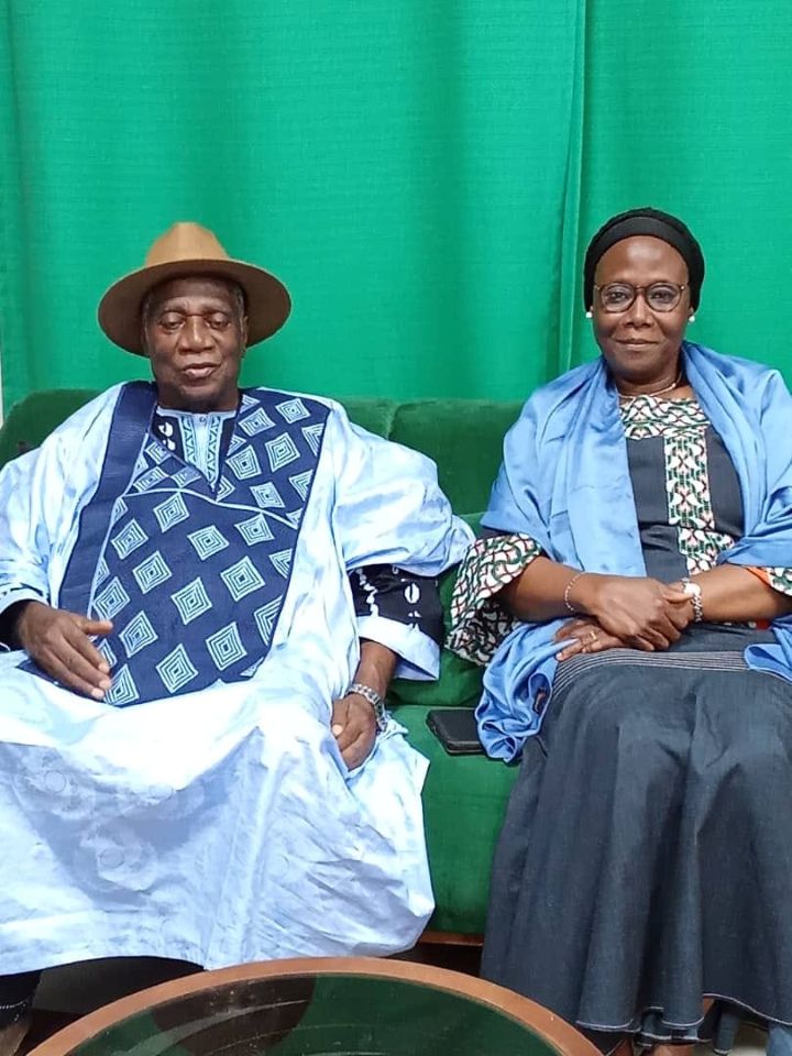 [Visite Royale à Goueupleu] Le Gloudeuh Gué Pascal accueilli en liesse chez Mahi Clarisse