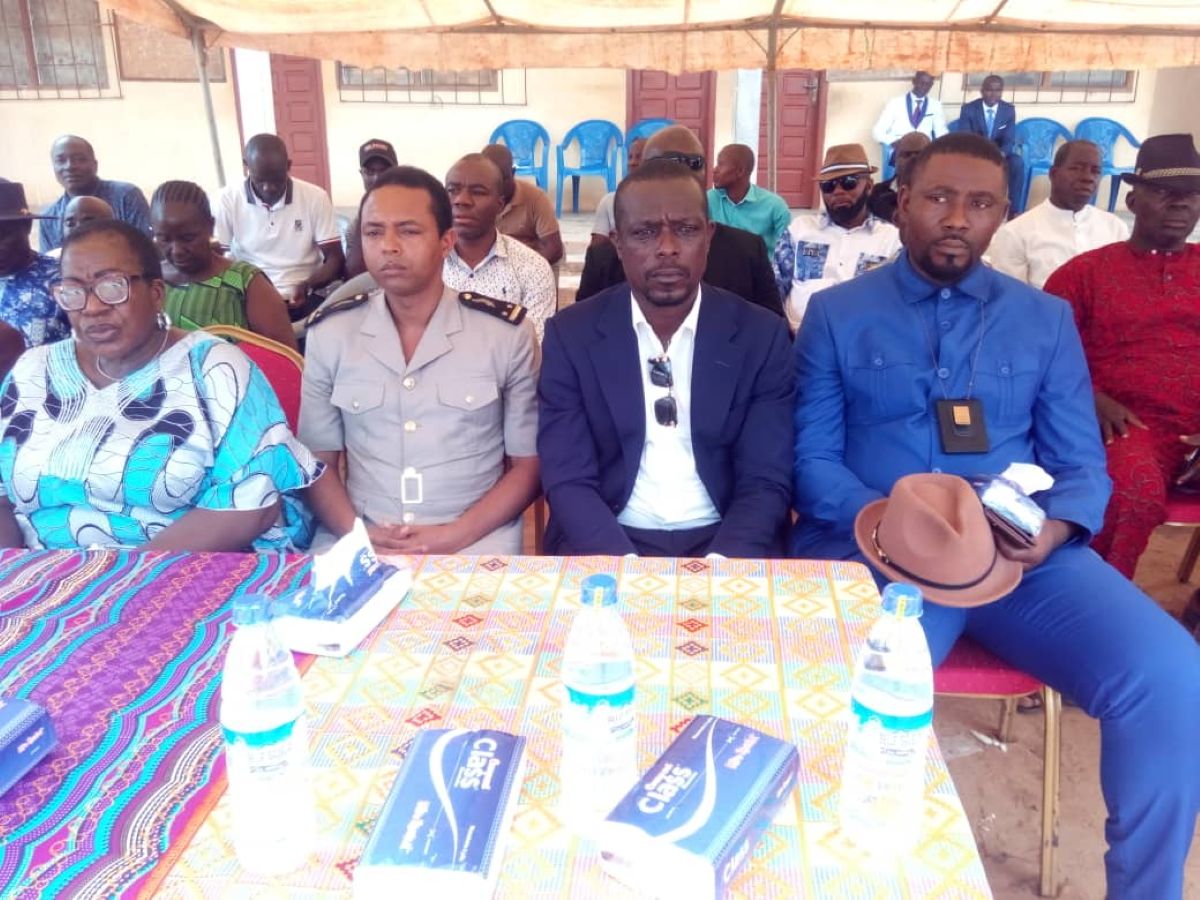 [Éducation nationale] Germain Légre célèbre l'excellence scolaire à Ouragahio