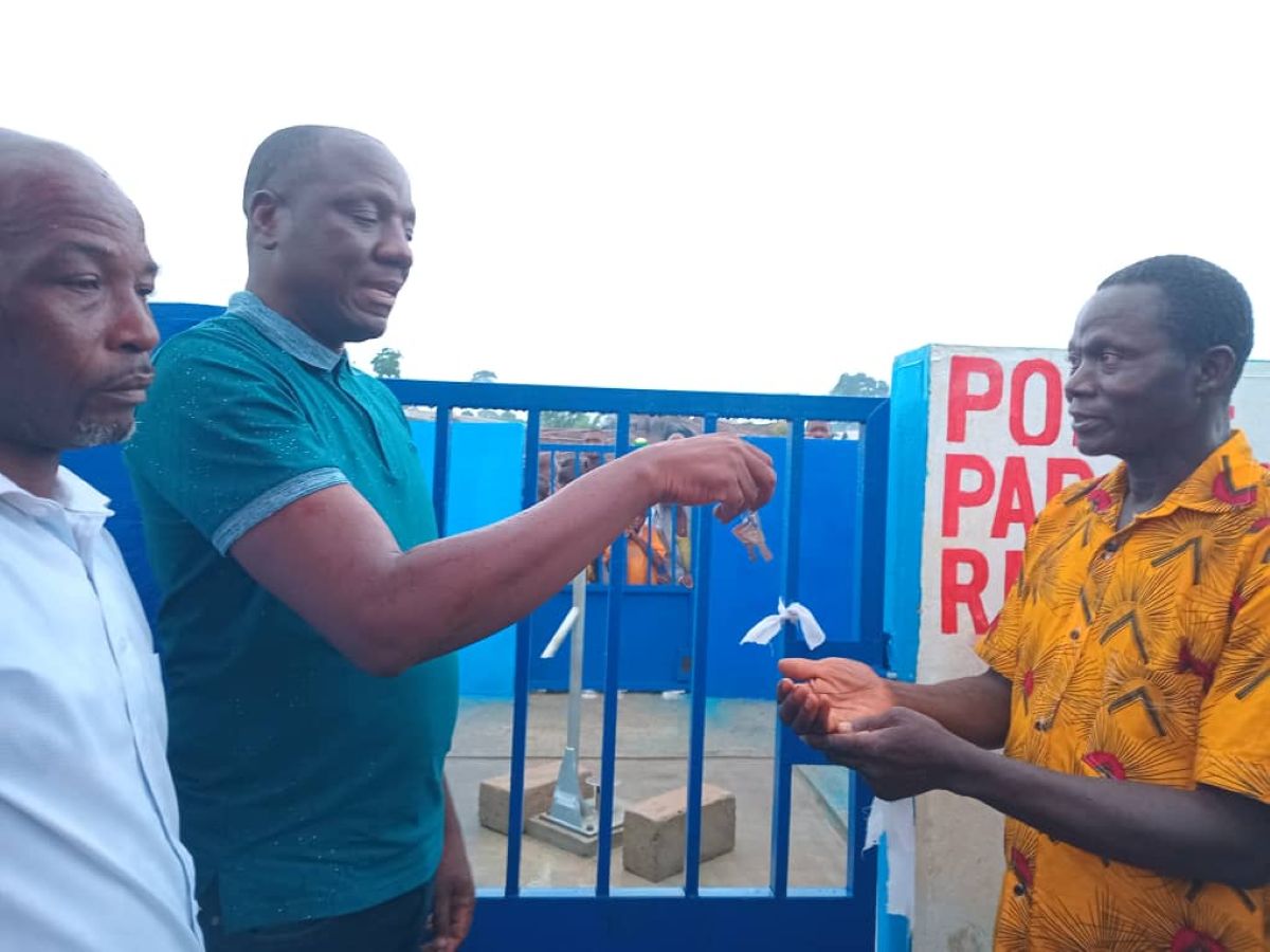 [Gagnoa] Le Conseil régional dote Zabezako d'une pompe hydraulique