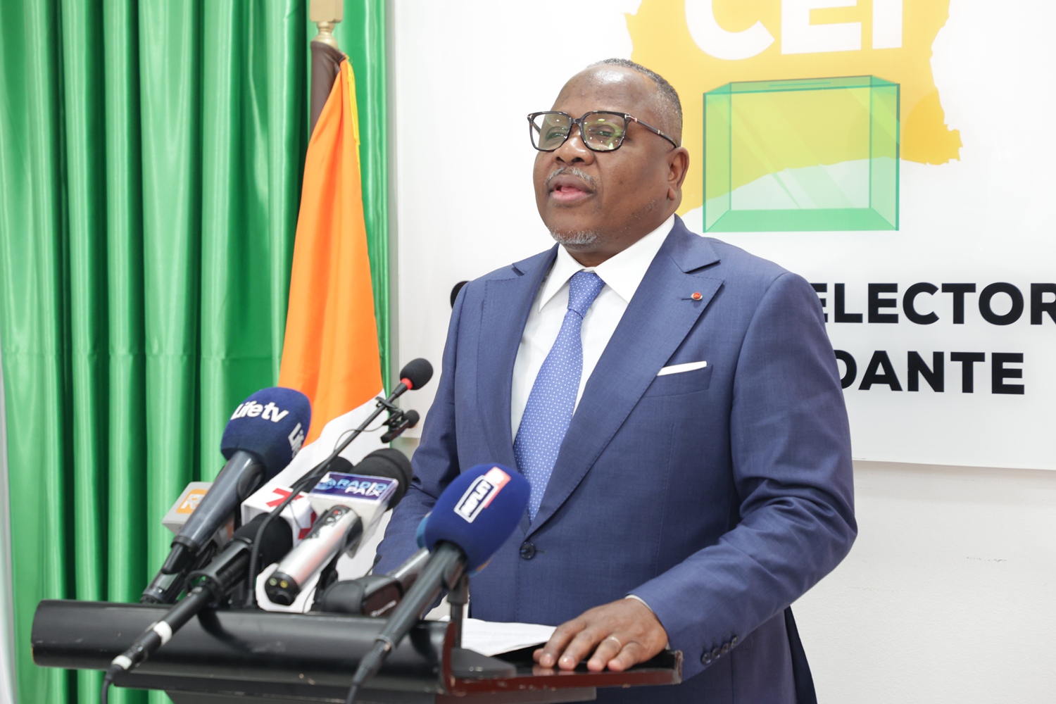 [Élections Législatives] Le Conseil Constitutionnel compétent pour le désistement des candidats, selon la CEI