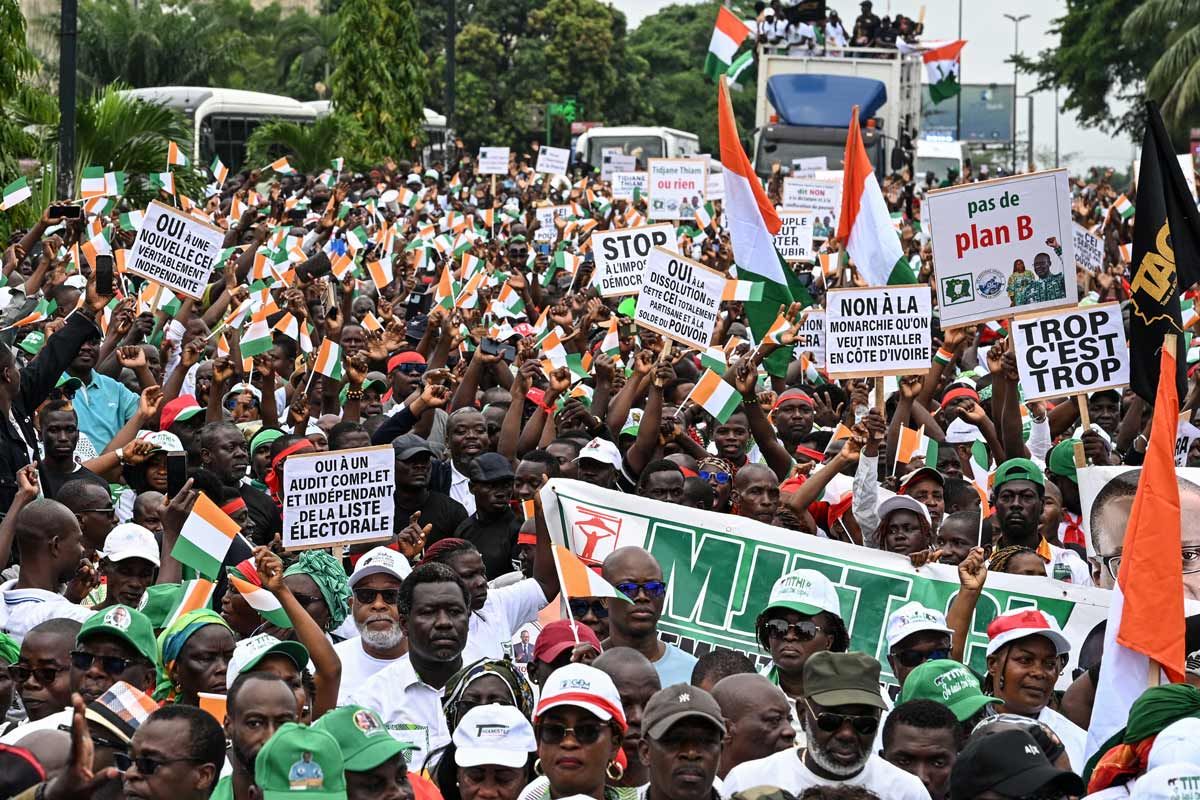 [Côte d'Ivoire] Enjeu démocratique à court terme à la croisée des chemins