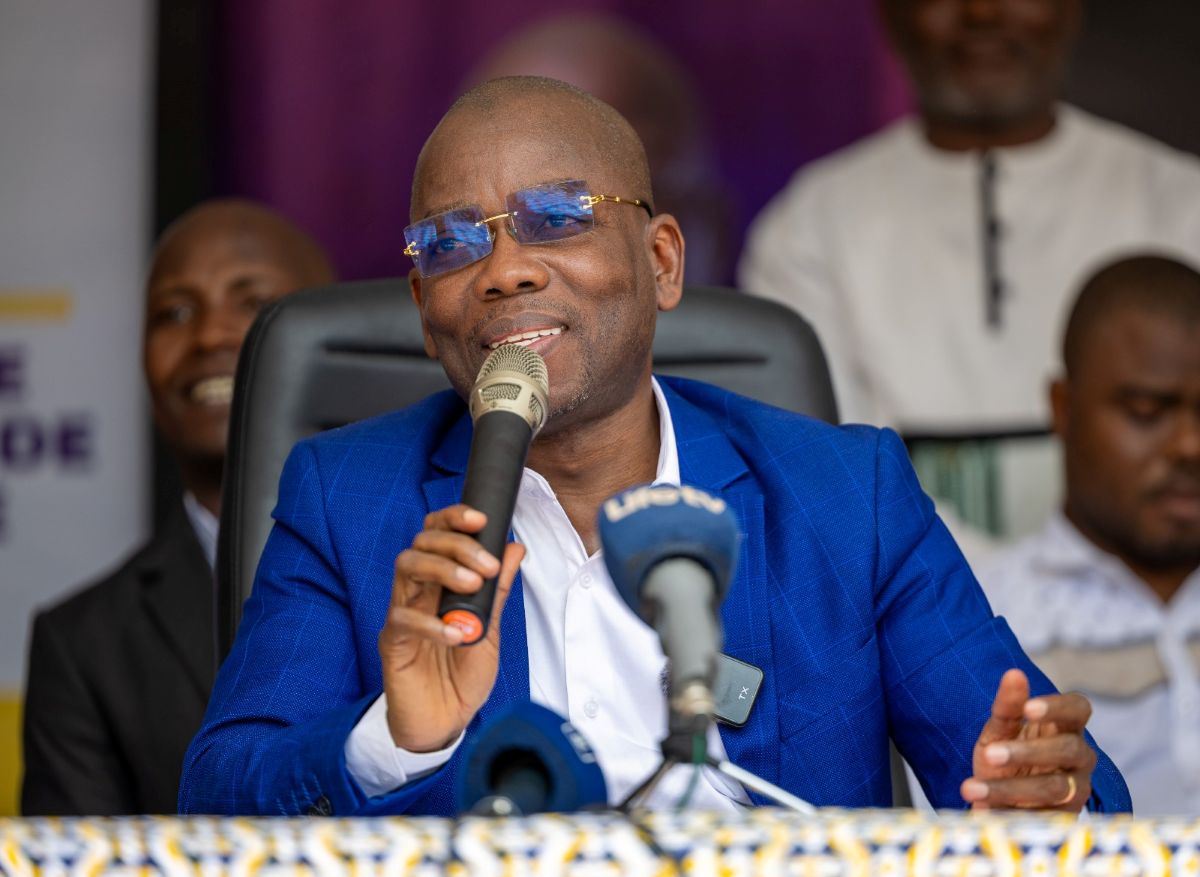 [Incident de dernière minute] Assalé Tiémoko Antoine se voit interdit de quitter le pays à l’aéroport FHB d’Abidjan.