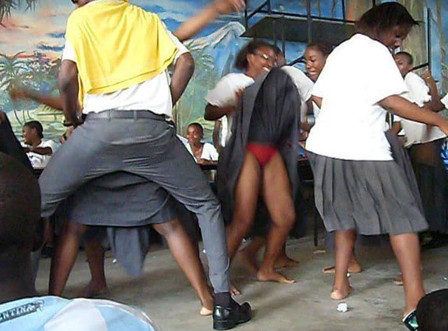 eleve_cameroun_bar_debauche_souleve_kaba640